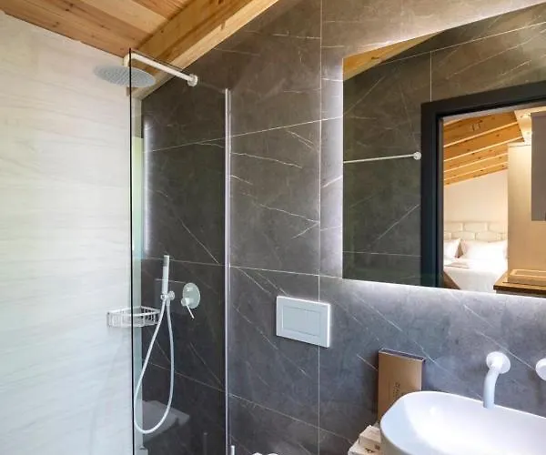 Aparthotel Toska Tower 4*