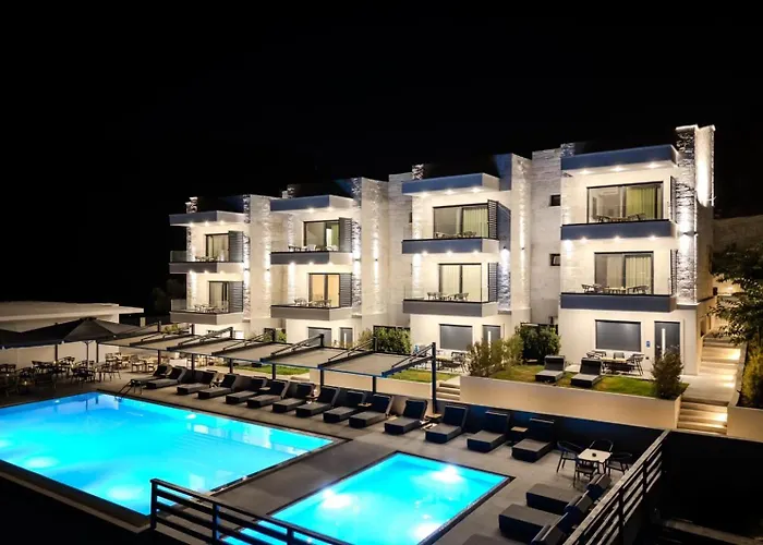 Toska Tower Aparthotel 4*