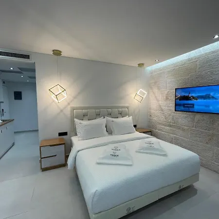 公寓式酒店 Toska Tower 4*