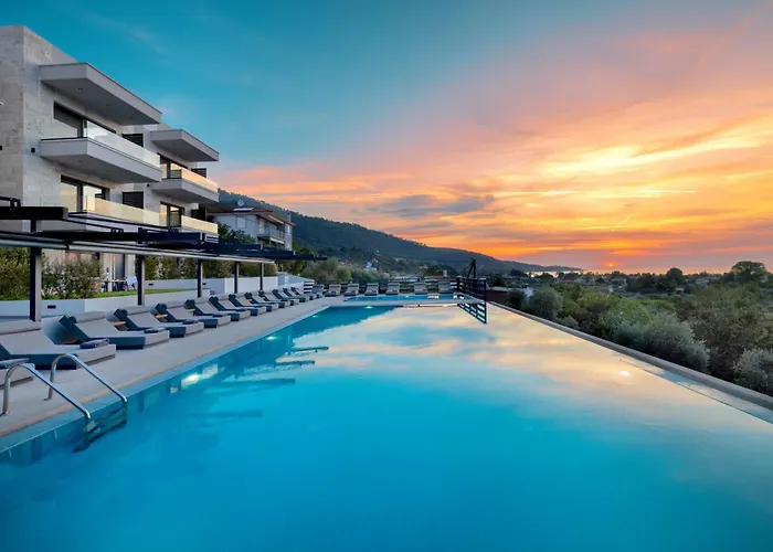 Toska Tower 4* Χρυσή Αμμουδιά