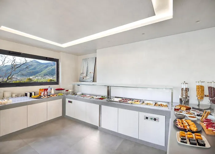 Ξενοδοχείο με διαμερίσματα Toska Tower